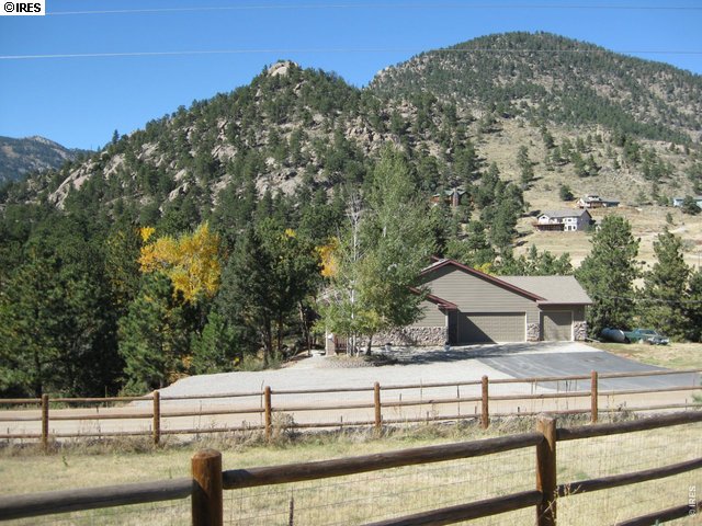 Photo of Listing #697087