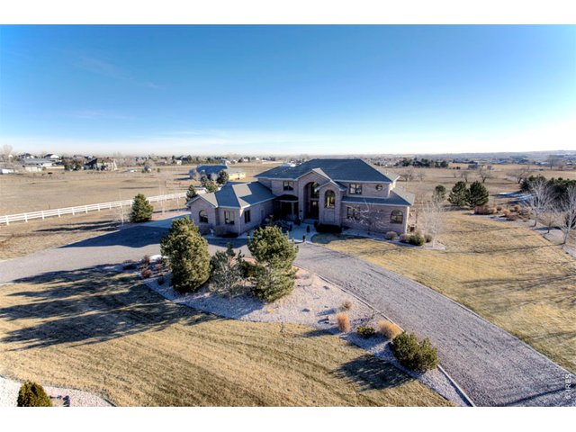 Photo of Listing #698082