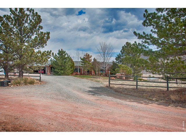 Photo of Listing #703856