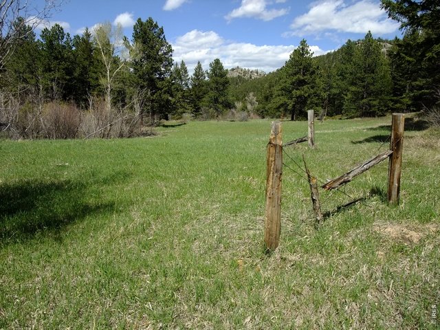 Vacant Lot Real Estate for Sale located in the neighborhood of TR, NBR 961 St Vrain Area, in the city of Lyons, CO